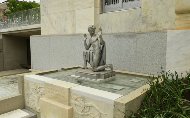 Visit | Folger Shakespeare Library