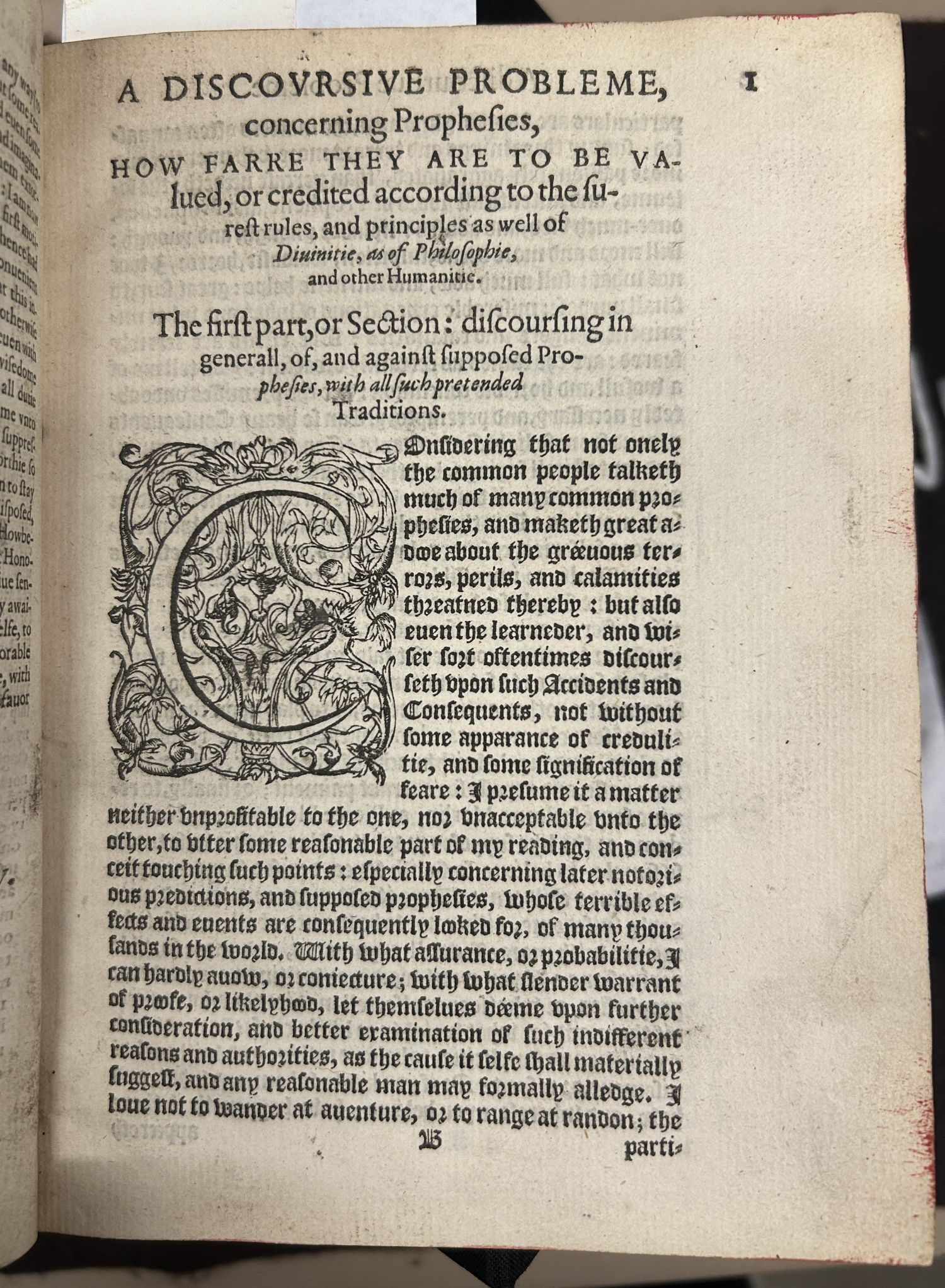 The start of a printed book with a long title and very elaborate initial letter C.
